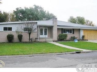 41 Devonshire Rd, Ypsilanti, MI 48198