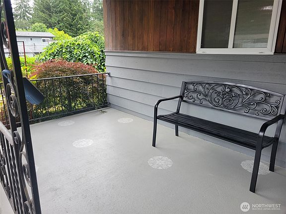 3rd image of 11402 94th Ave Ct SW