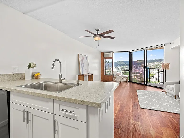 60 N Beretania St #2403 — Photo 9