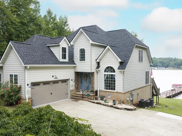 218 Pump House Rd, Greenwood, SC 29649