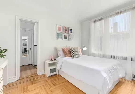 4th image of 225 Park Pl APT 4K