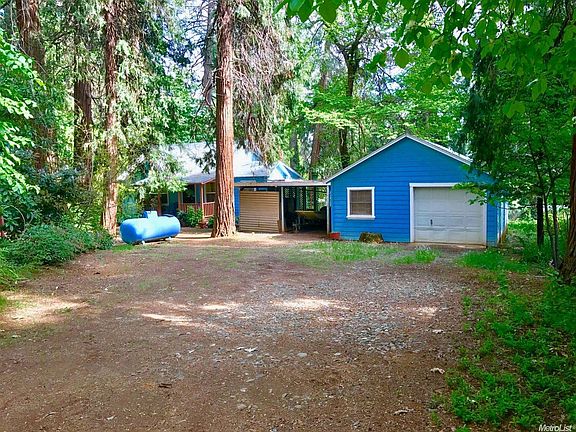3rd image of 4820 Cedar Dr