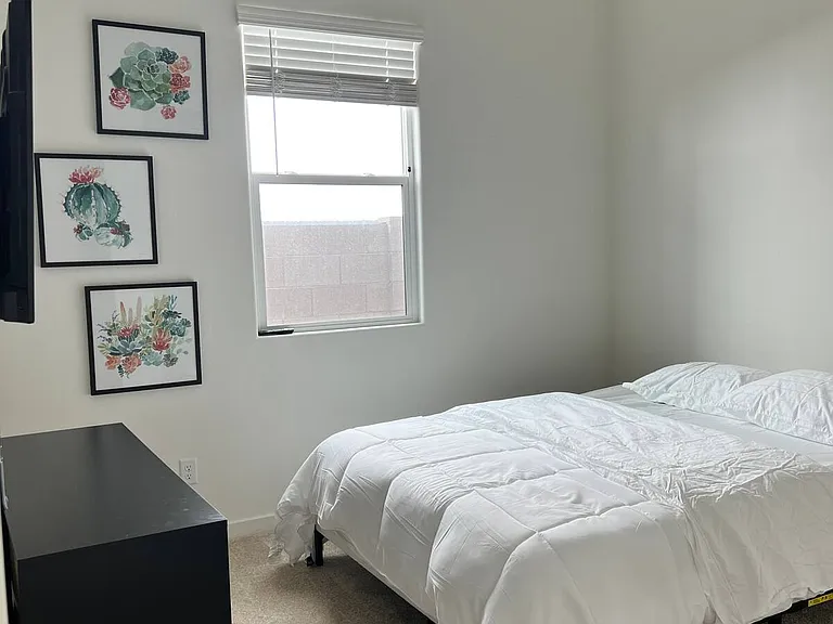 E Trent Ave — Photo 7