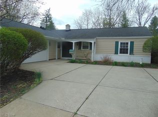 5132 Meadow Wood Blvd, Lyndhurst, OH