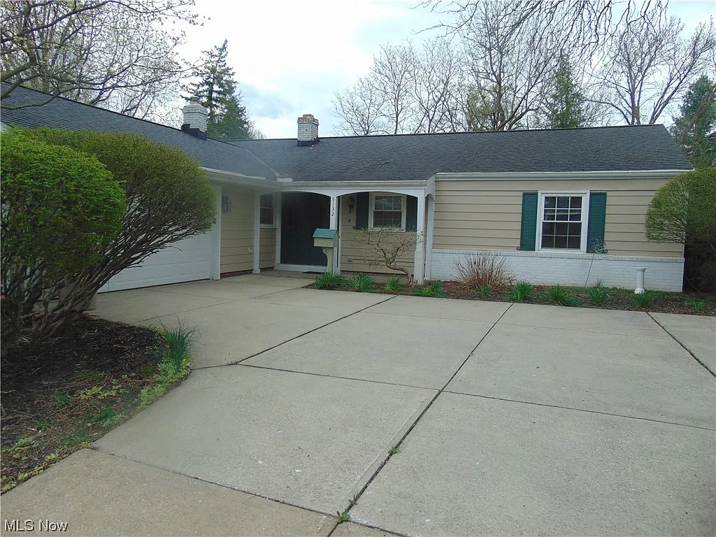 5132 Meadow Wood Blvd photo 1