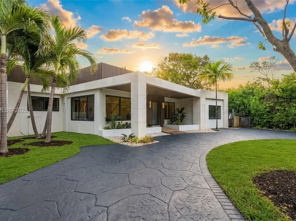 12600 Ixora Rd, North Miami, FL 33181