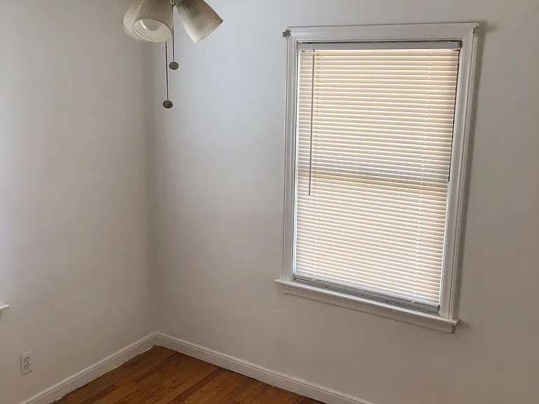 6506 Grandville Ave — Photo 11