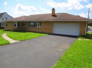 4776 Main St, Whitehall, PA 18052