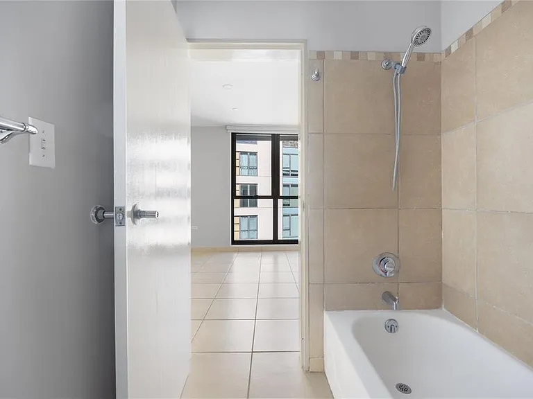 1511 Juan Ponce De Leon Ave #462 — Photo 16