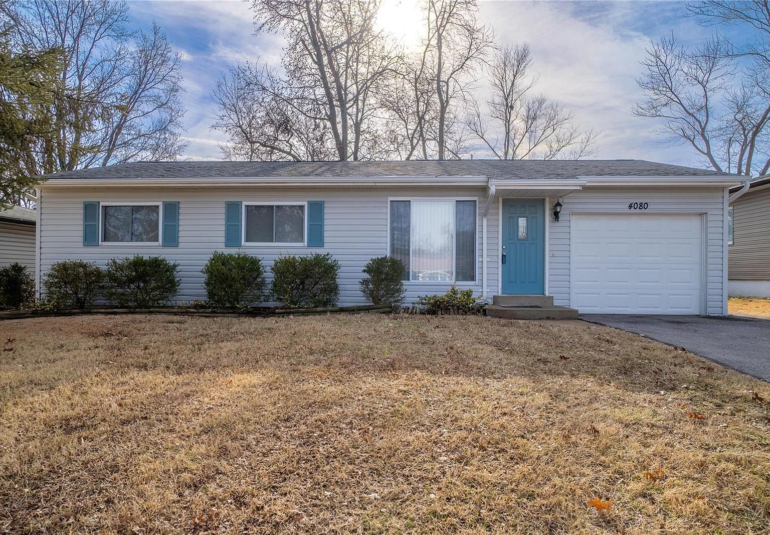 4080 Green Park Rd Saint Louis MO 63125 Zillow   40be1b951e7a375f94388c4cc96b26c0 Cc Ft 1536 