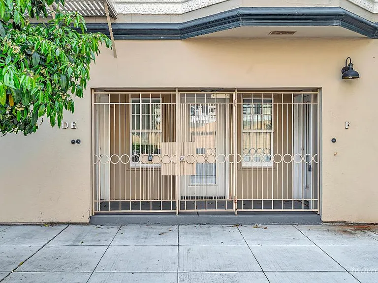 1801 Beach St #D — Photo 14