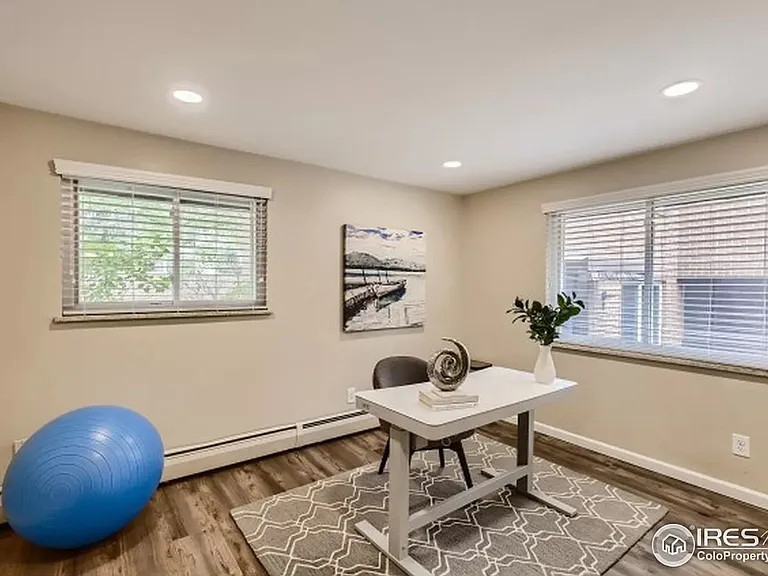 745 Thomas Dr #6 — Photo 4