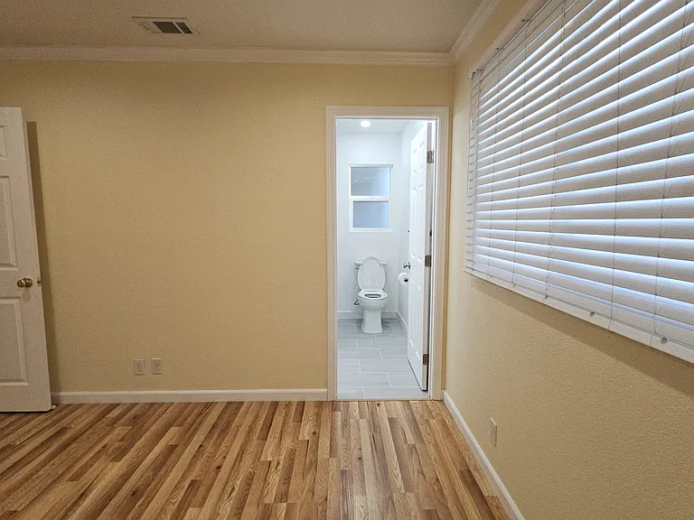 7855 Gardella Dr — Photo 14