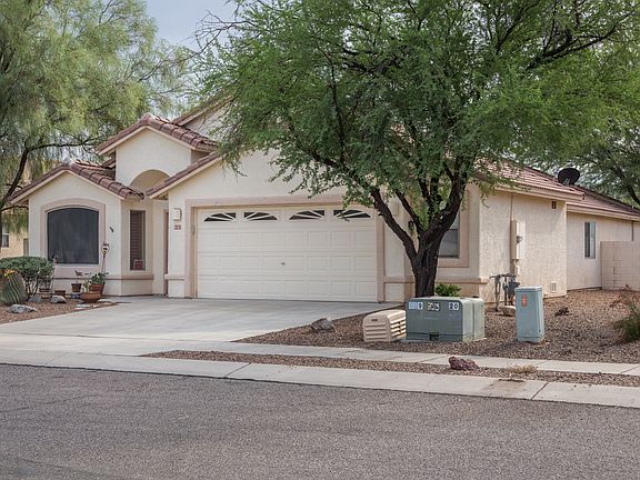 2nd image of 8483 N Cantora Way