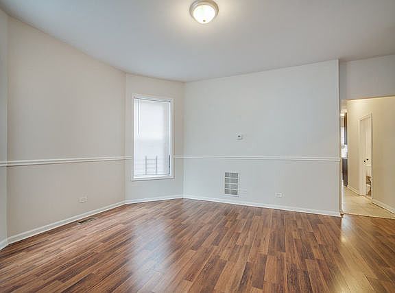 4th image of 7344 S Blackstone Ave
