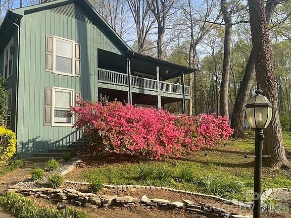 2nd image of 26 Fairway Rdg