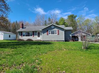 12 Birch St, Baileyville, ME 04694