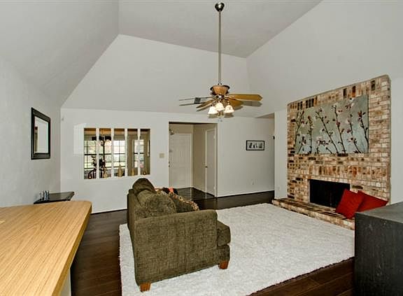 5th image of 3601 Berrywood Cir