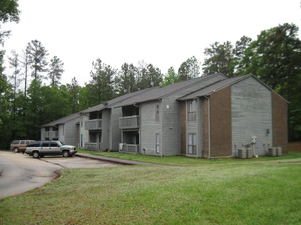 2 bed, 950 sqft, $950 — Photo 2