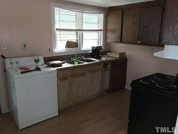 3rd image of 309 W Granville St