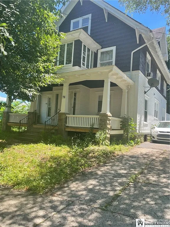 76 Blanchard St photo 1