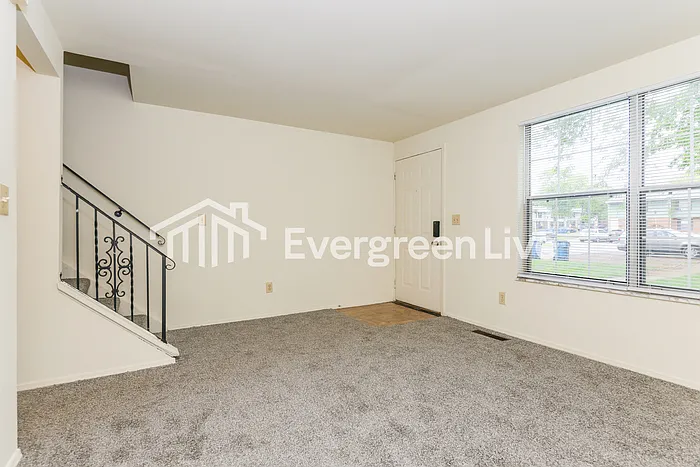 8093 Mount Aetna St — Photo 4