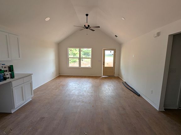 3rd image of 4320 Camden Hwy
