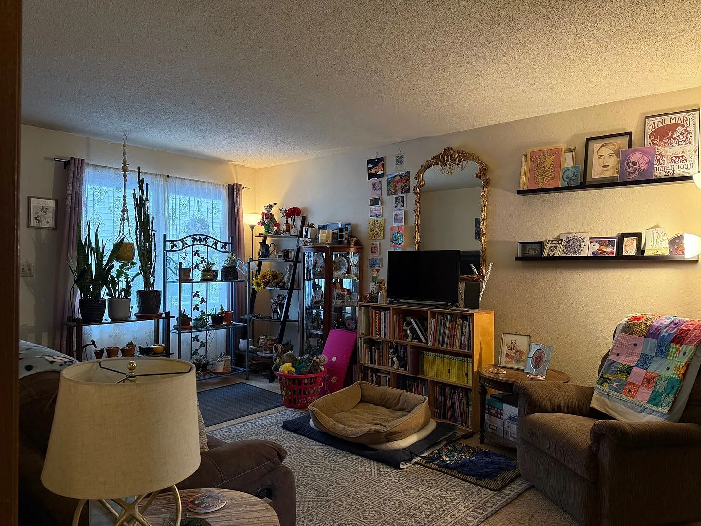 1516 Delaware Ave — Photo 2