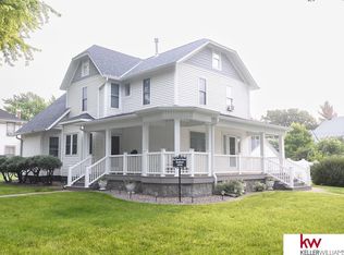 708 N Kansas St, Superior, NE 68978