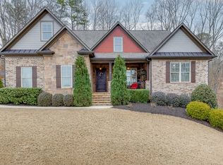500 Meadow Lake Ter, Hoschton, GA 30548