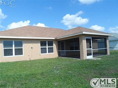 3rd image of 1322 NW 12th St