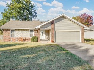 4315 W Enyart St, Battlefield, MO 65619