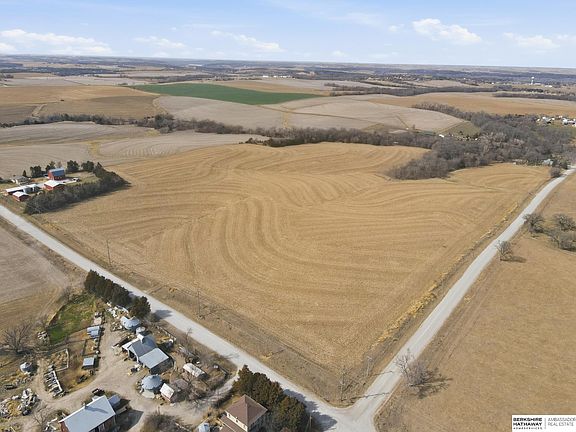 5th image of 11 156th Church Rd