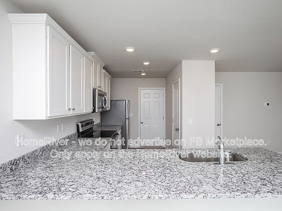 5th image of 352 Sundew Rd