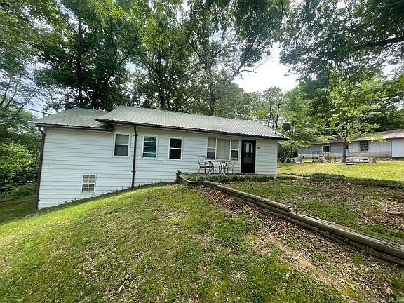 2nd image of 106 Pleasant Valley St