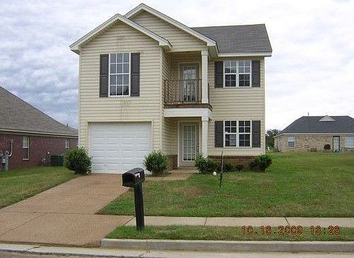 1st image of 4541 Blue River Dr