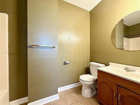 4th image of 518 Avenue A