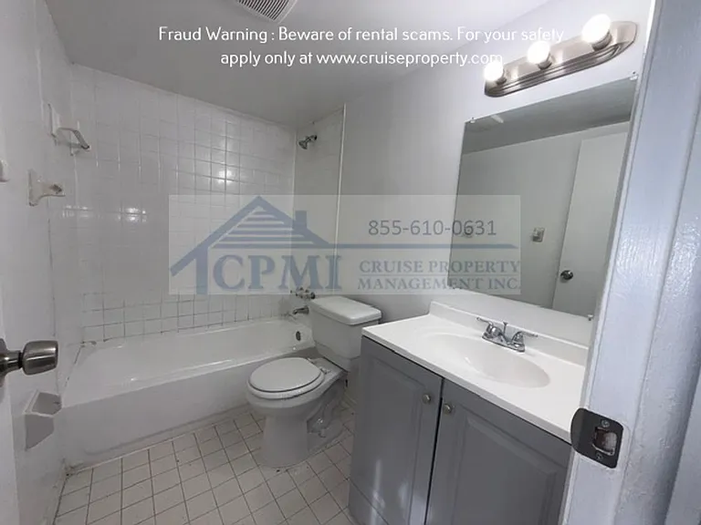 2930 Forest Hills Blvd — Photo 55