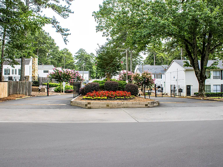 Manchester Ridge | Modern Living in the Heart of College Park — Photo 12