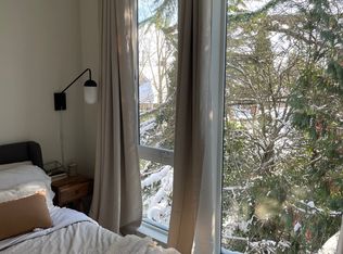 1317 N 44th St #A, Seattle, WA 98103