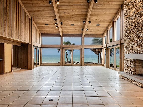 3rd image of 400 Gulf Blvd Unit 1