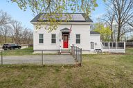 73 Laurel St, Leominster, MA 37