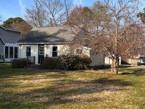 2403 Love Point Rd, Stevensville, MD 21666