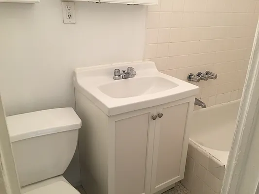 Rented by GPA Realty | media 18