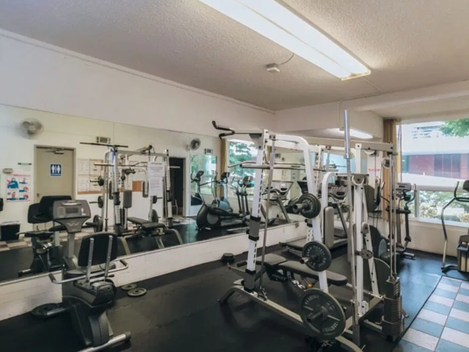 2 bed, 1124 sqft, $3,295 — Photo 3