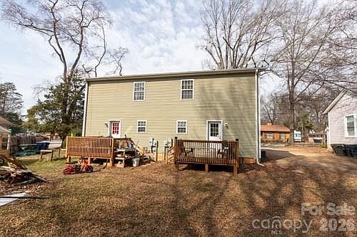 3rd image of 100 Gibson Park Dr