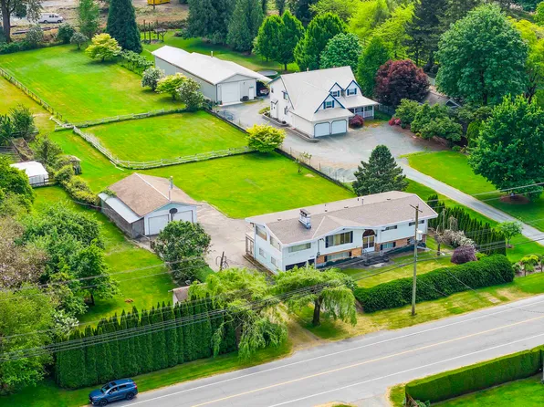 41588 Yarrow Central Rd, Chilliwack, BC V2R 5G4