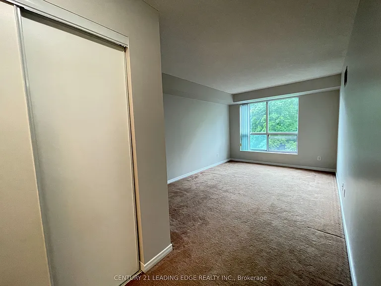 2585 Erin Centre Blvd #601 — Photo 12