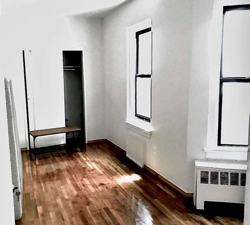 2nd image of 151 Allen St APT 3D