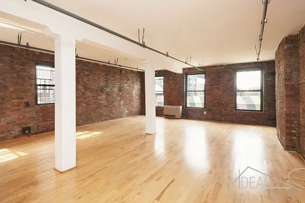 Rented by Ideal Properties Group | media 8